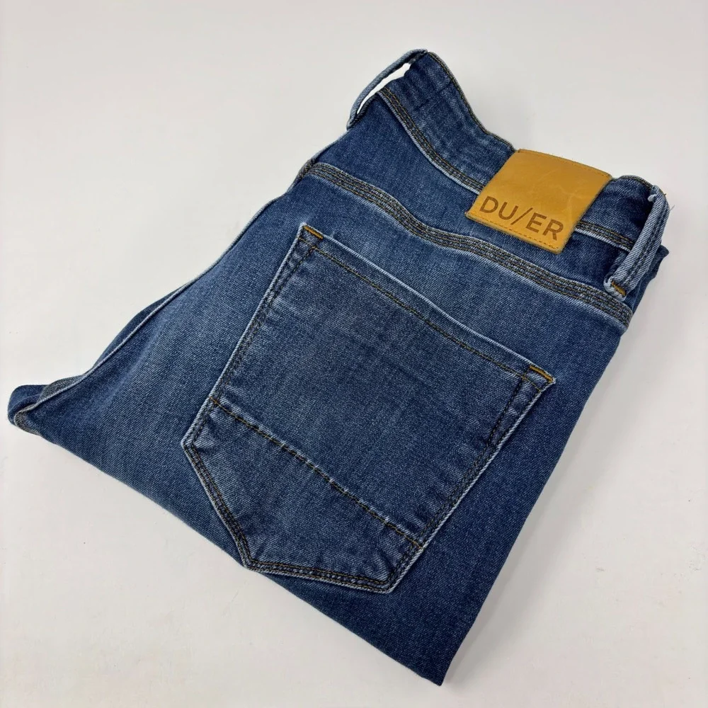 DUER L2X Slim Fit Jeans 30x30.5 Medium Wash Stretch Coolmax Denim
